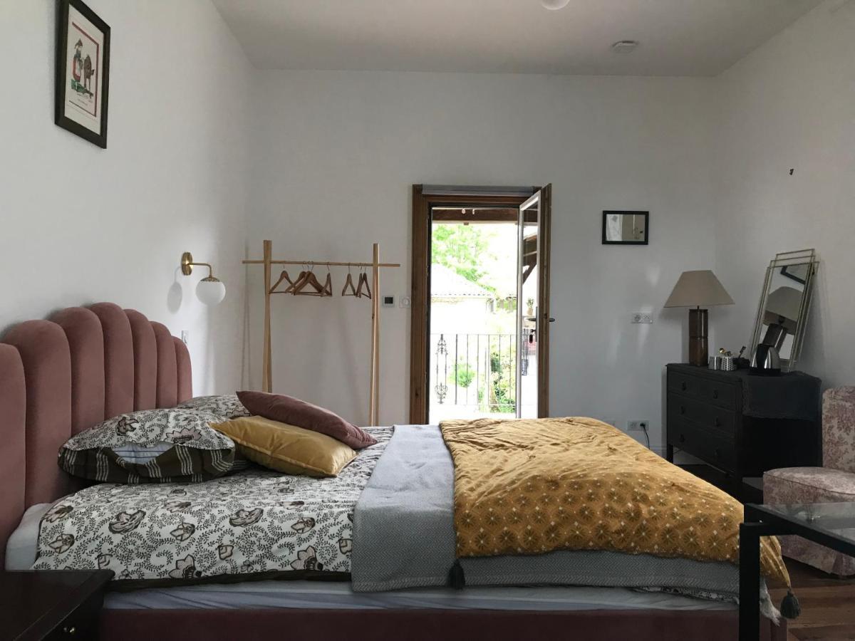 Chateau De Bataille Bed & Breakfast *